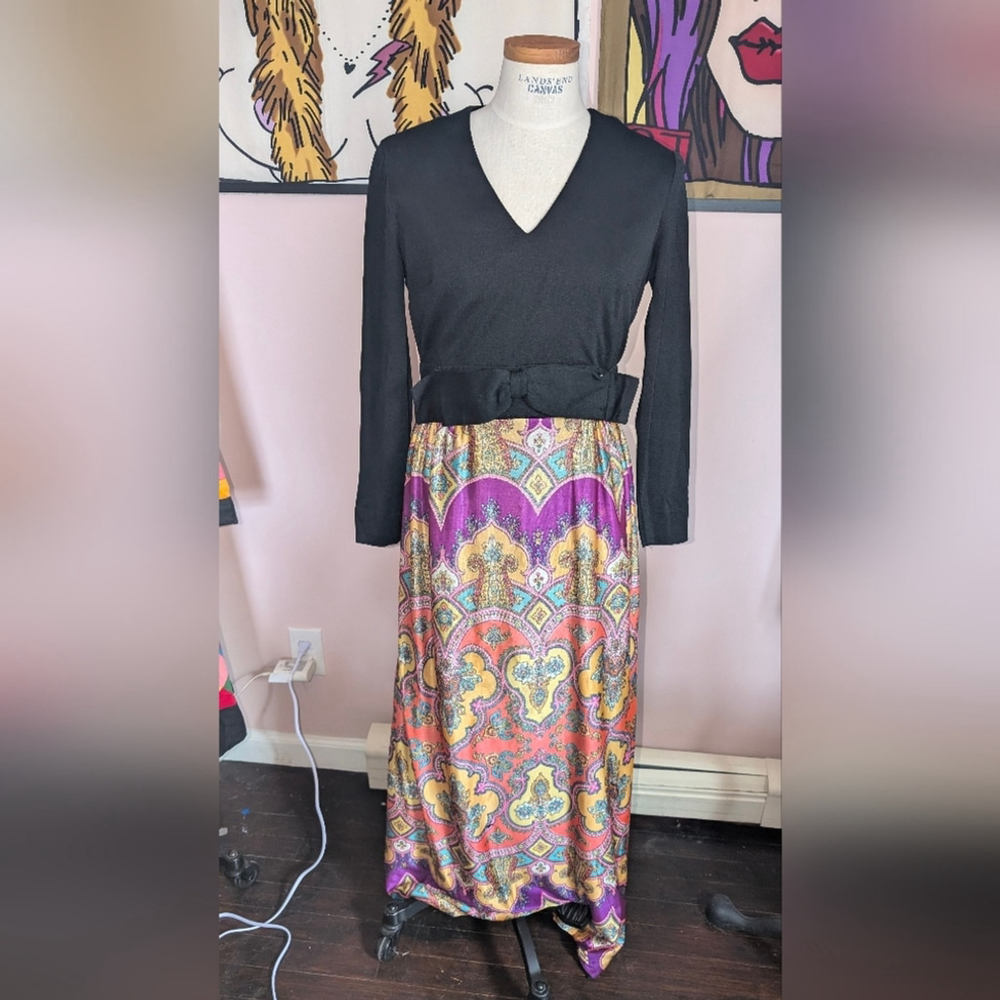 vintage 60s 70sBlack V-Neck Long Sleeve Dress with Multicolor Paisley Maxi Skirt